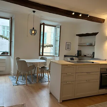 Apartment - Place Des Arcades Biot