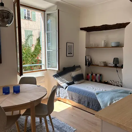 Apartment - Place Des Arcades *