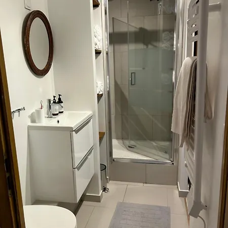 - Place Des Arcades Apartment Biot